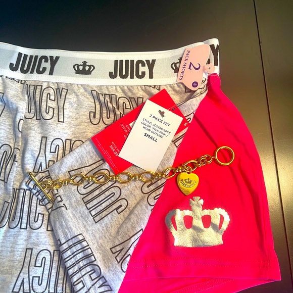 3 Pc Juicy Couture NWT 2 Pr Shorts Sz S + Bracelet - Picture 7 of 8